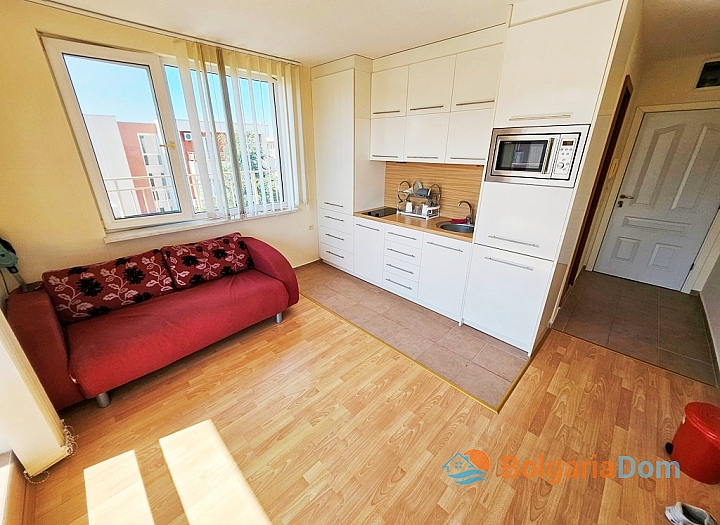 Studio apartment in a large family complex on the coast. Photo 12