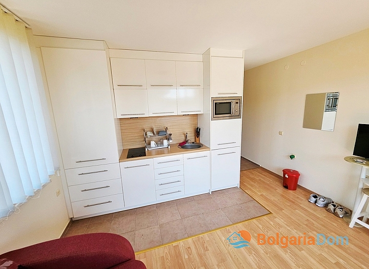 Studio apartment in a large family complex on the coast. Photo 5