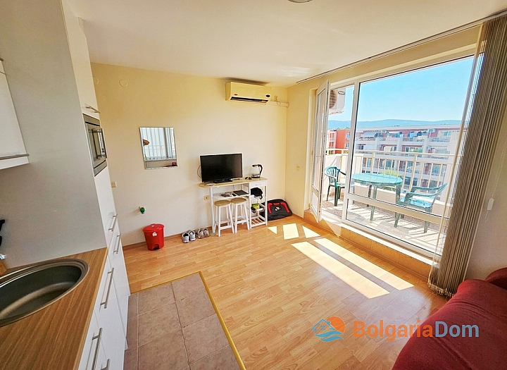 Studio apartment in a large family complex on the coast. Photo 13