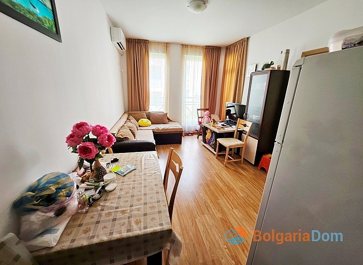 Cozy two-room apartment in a large gated complex on the coast. Photo 11