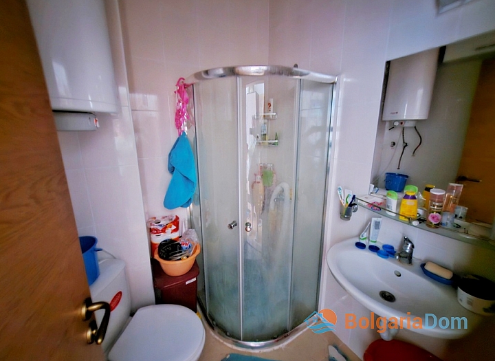 Cozy two-room apartment in a large gated complex on the coast. Photo 9