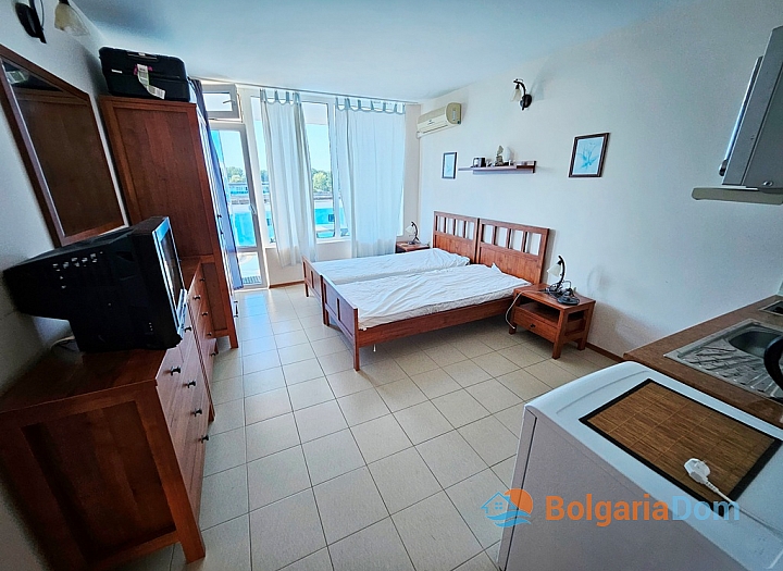 Prostorné studio na druhém pobřeží. Foto 9
