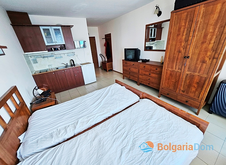 Prostorné studio na druhém pobřeží. Foto 12