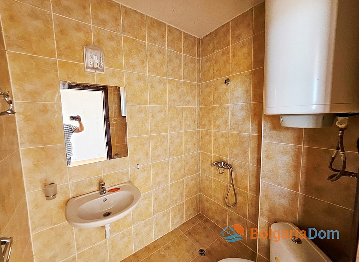 Two-room apartment on the coast at an attractive price. Photo 14