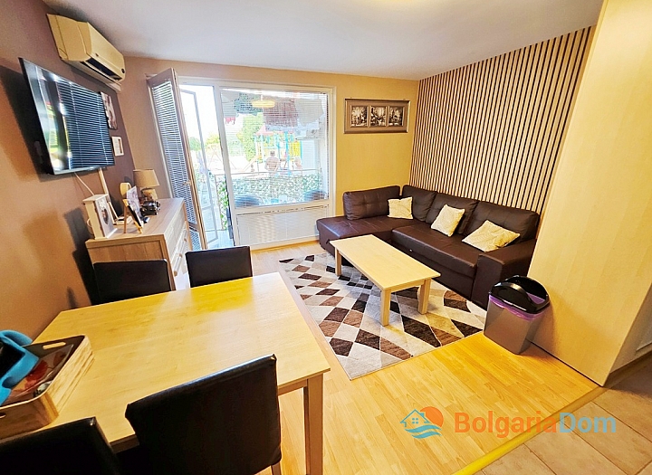 Spacious apartment in a large family complex. Photo 1