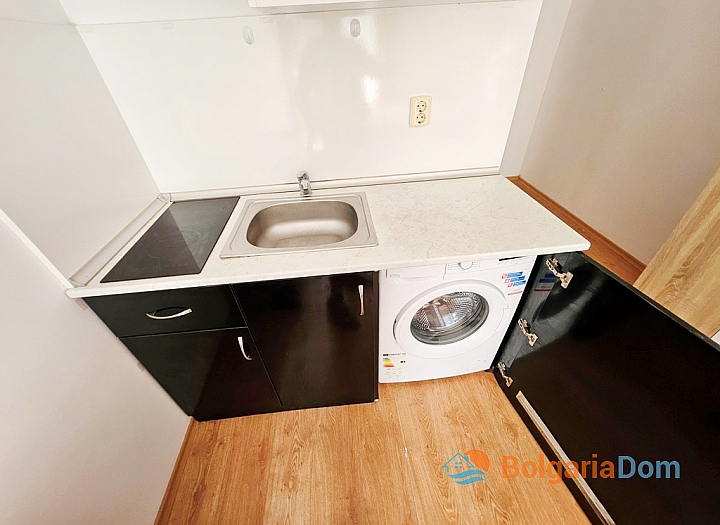 Studio apartment in a family-run complex with an excellent location. Photo 4