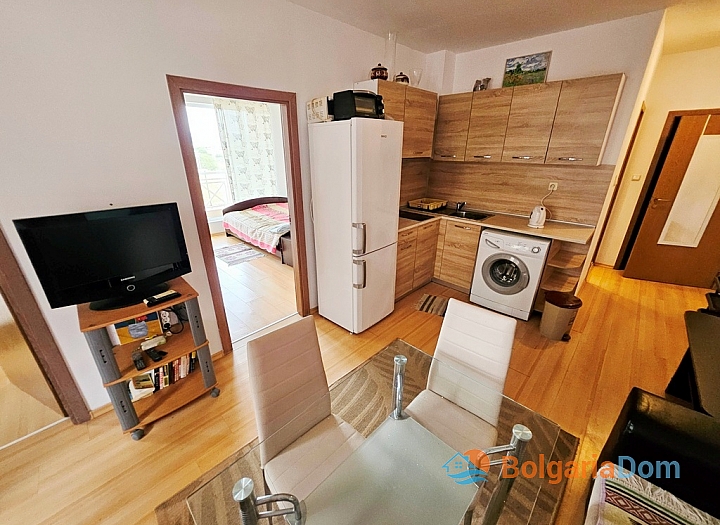 Zweizimmerwohnung in einer großen Anlage. Foto 10