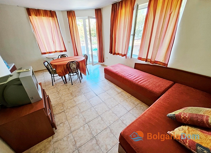 Квартира з видом на басейн у хорошому комплексі. Фото 9 Квартира з видом на басейн у хорошому комплексі. Фото 9