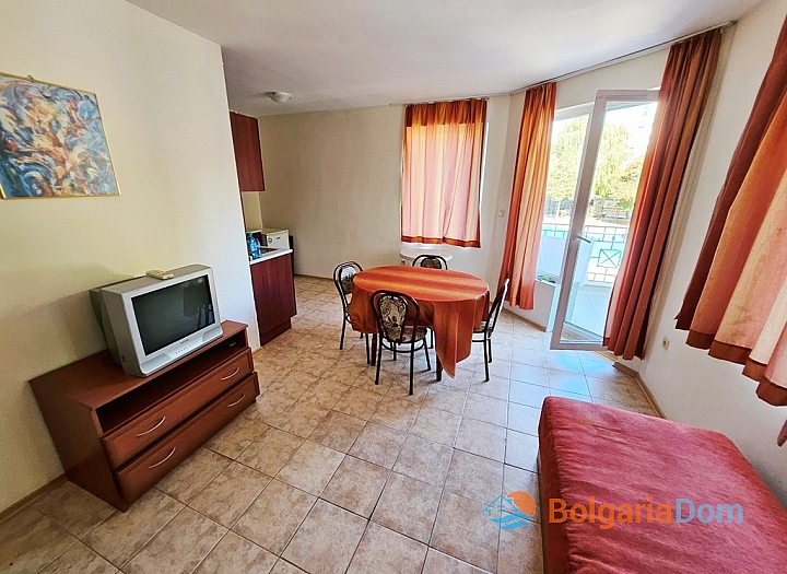 Квартира з видом на басейн у хорошому комплексі. Фото 7 Квартира з видом на басейн у хорошому комплексі. Фото 7