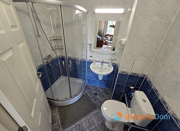 Dvoupokojový apartmán v komplexu Sea Dreams, Slunečné pobřeží. Foto 9