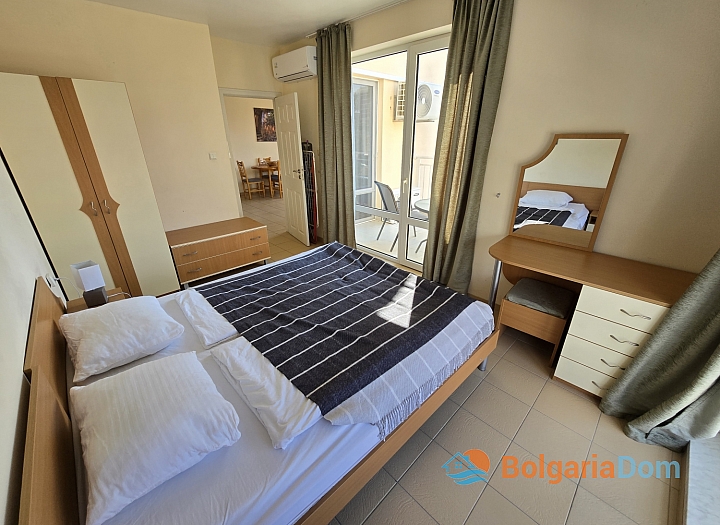 Dvoupokojový apartmán v komplexu Sea Dreams, Slunečné pobřeží. Foto 7