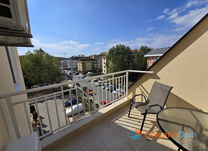Dvoupokojový apartmán v komplexu Sea Dreams, Slunečné pobřeží. Foto 11
