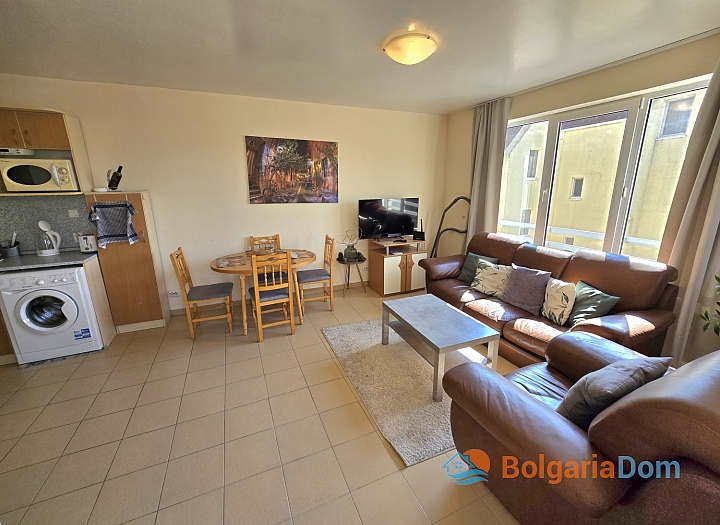 Dvoupokojový apartmán v komplexu Sea Dreams, Slunečné pobřeží. Foto 4