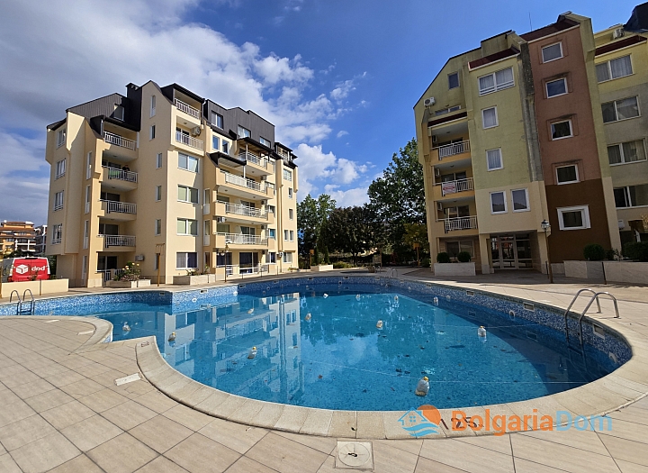 Dvoupokojový apartmán v komplexu Sea Dreams, Slunečné pobřeží. Foto 13