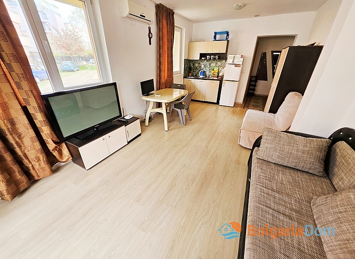 Большая студия в пешей доступности к пляжу на популярном курорте. Фото 13