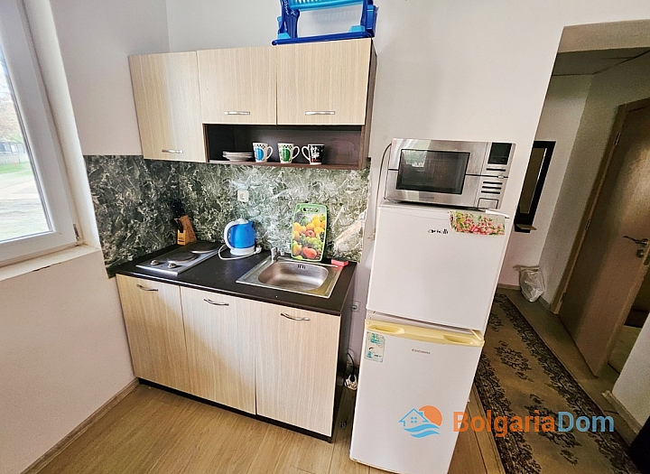 Большая студия в пешей доступности к пляжу на популярном курорте. Фото 4