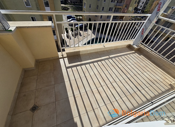 Apartment with pool view in a large complex. Photo 12 Apartment with pool view in a large complex. Photo 12