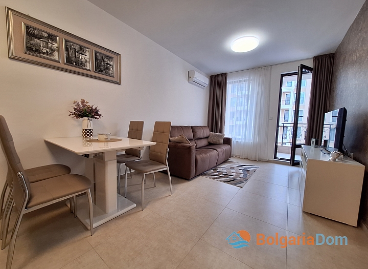 Wunderschöne Wohnung in einem privaten Gebäude mit Blick auf den Pool in einer erstklassigen neuen Anlage. Foto 12