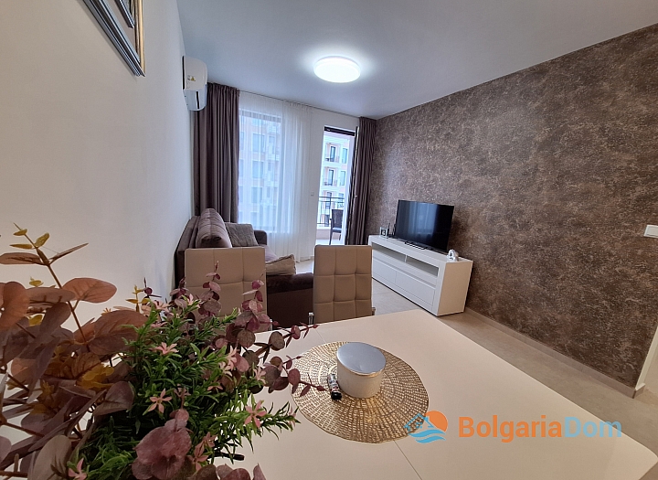 Wunderschöne Wohnung in einem privaten Gebäude mit Blick auf den Pool in einer erstklassigen neuen Anlage. Foto 16