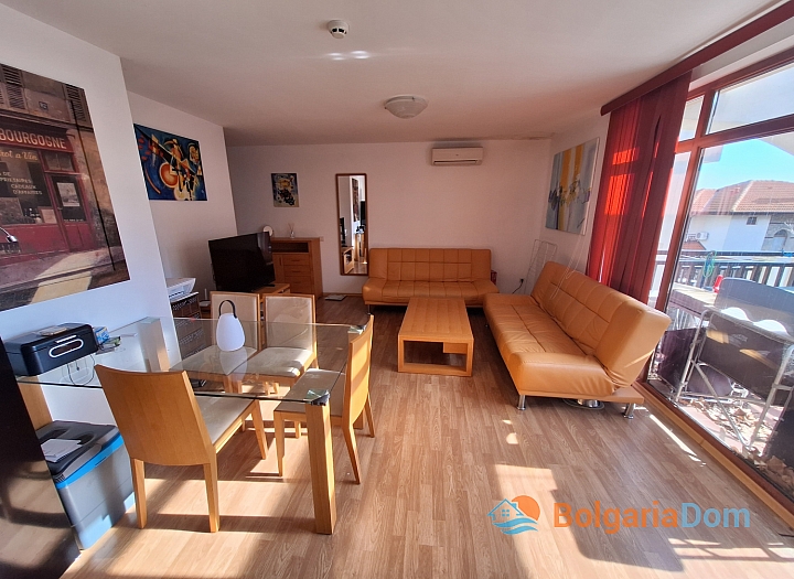 Geräumige Wohnung in einer großen, wunderschönen Wellnessanlage. Foto 8