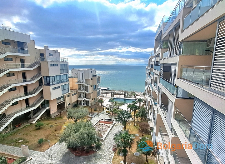 Two-room apartment with a magnificent sea view!. Photo 1