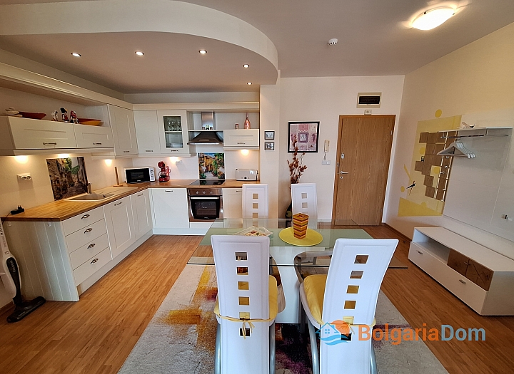 Beautiful apartment with sea views in a luxury spa complex on the first line. Photo 9