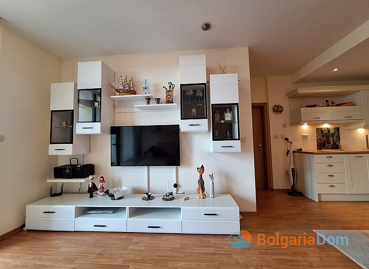 Beautiful apartment with sea views in a luxury spa complex on the first line. Photo 10