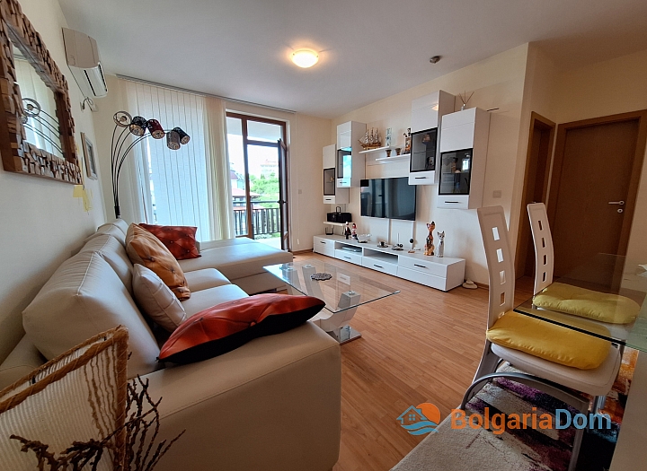 Beautiful apartment with sea views in a luxury spa complex on the first line. Photo 12