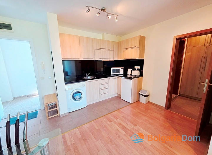 Großzügige Wohnung mit herrlicher Aussicht in einer exzellenten Anlage. Foto 11