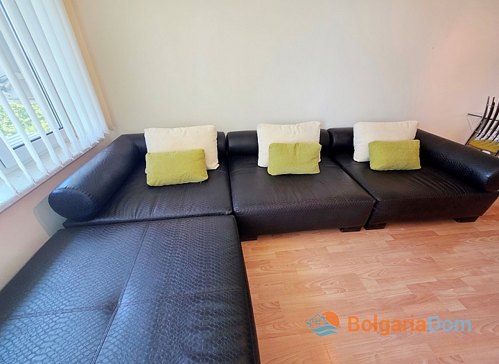 Großzügige Wohnung mit herrlicher Aussicht in einer exzellenten Anlage. Foto 13