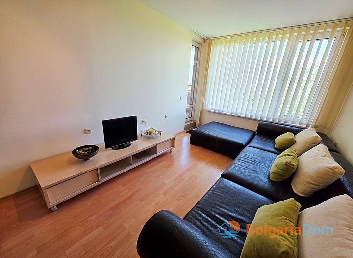 Großzügige Wohnung mit herrlicher Aussicht in einer exzellenten Anlage. Foto 15