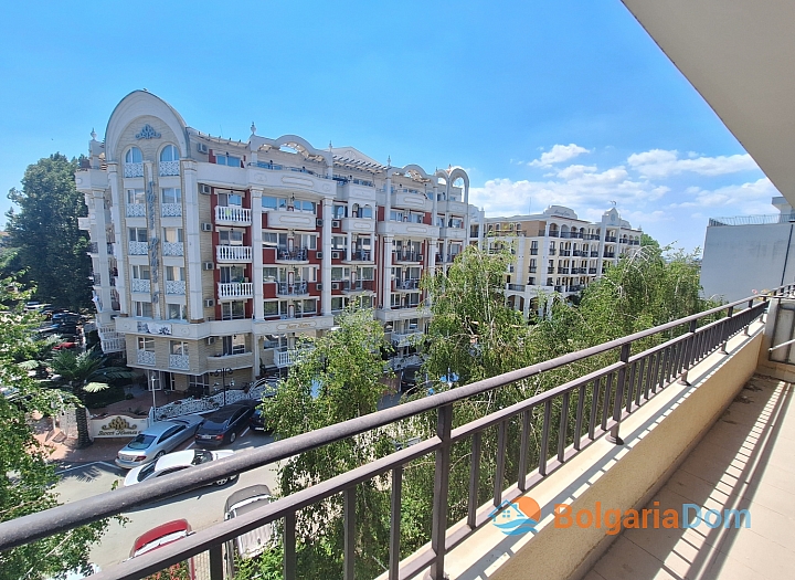 Просторная квартира в большом жилом комплексе. Фото 5