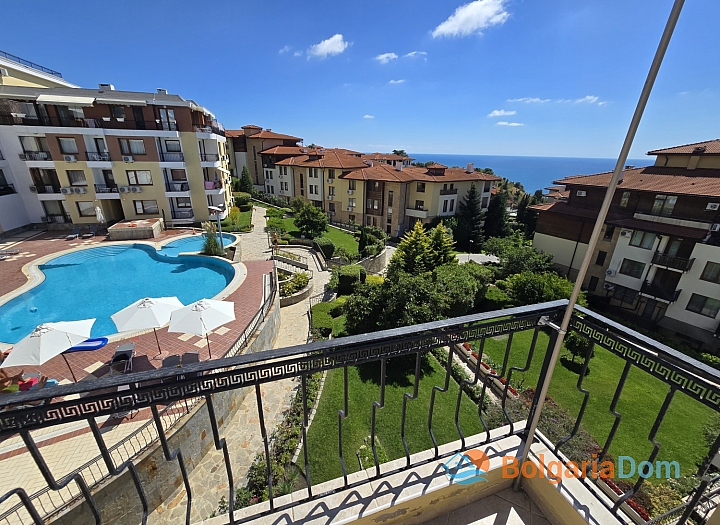 Apartment mit Meerblick in einer Luxusanlage in erster Strandreihe. Foto 9
