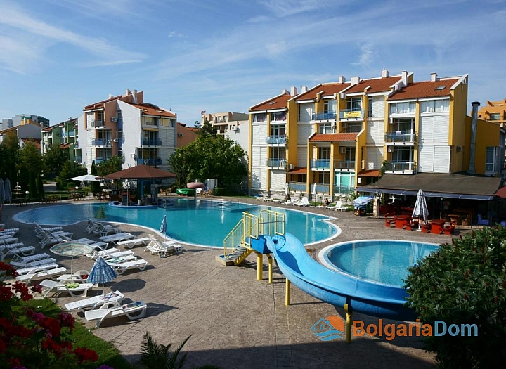 Große Dreizimmerwohnung 600 Meter vom Meer entfernt. Foto 1
