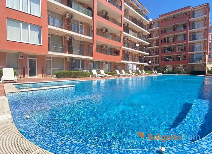 Отличная студия в центре Солнечного берега . Фото 7