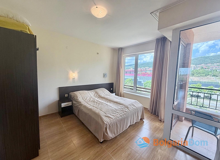 Spacious apartment with sea view in a large complex. Photo 25