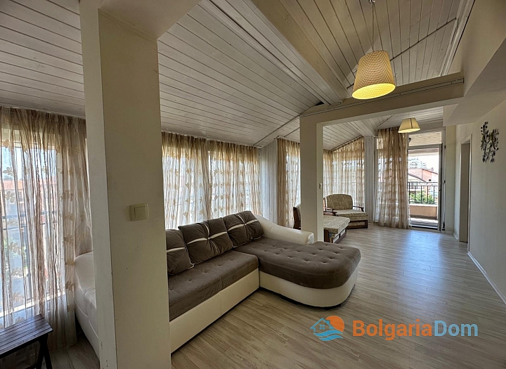 Spacious two-room apartment 400 meters from the sea. Photo 13