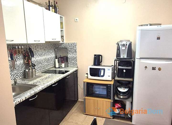 Недорога квартира на першій лінії у великому комплексі. Фото 11 Недорога квартира на першій лінії у великому комплексі. Фото 11