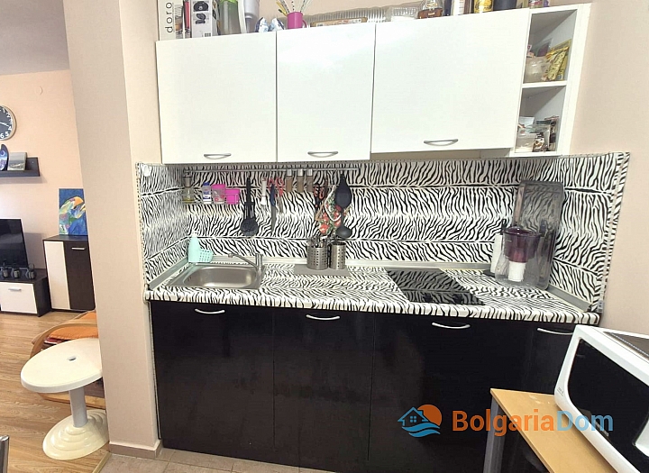 Недорога квартира на першій лінії у великому комплексі. Фото 3 Недорога квартира на першій лінії у великому комплексі. Фото 3