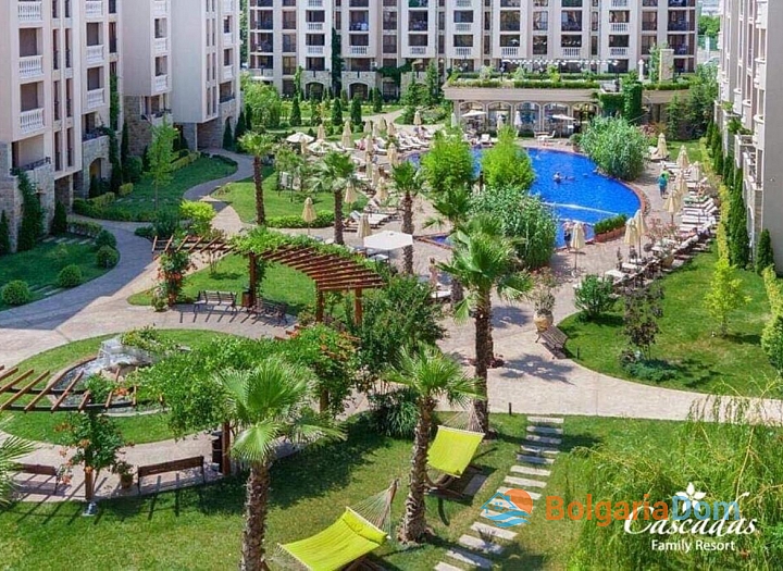 Three-room apartment in a premium SPA complex. Photo 6