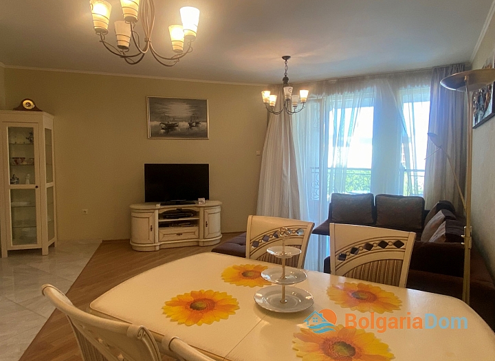 Apartament z widokiem na basen w luksusowym kompleksie. Zdjęcie 11