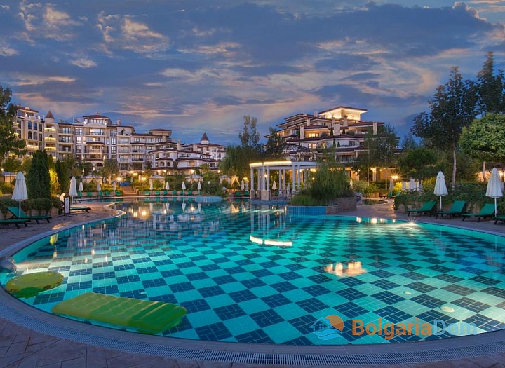 Двухкомнатный апартамент в элитном комплексе «Посейдон» в Несебре. Фото 13 Двухкомнатный апартамент в элитном комплексе «Посейдон» в Несебре. Фото 13