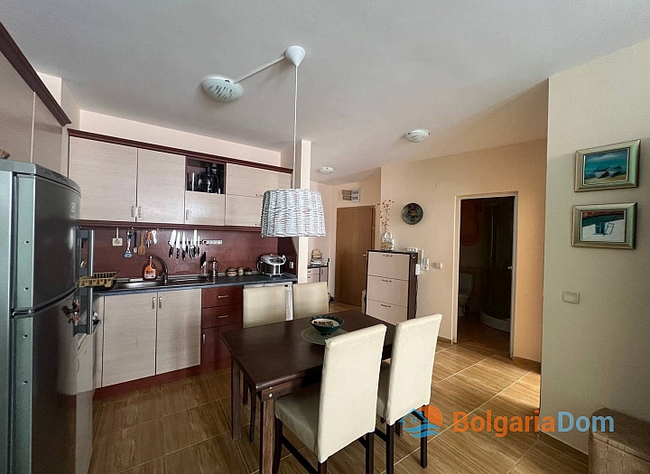 Spacious apartment in a good complex. Photo 15