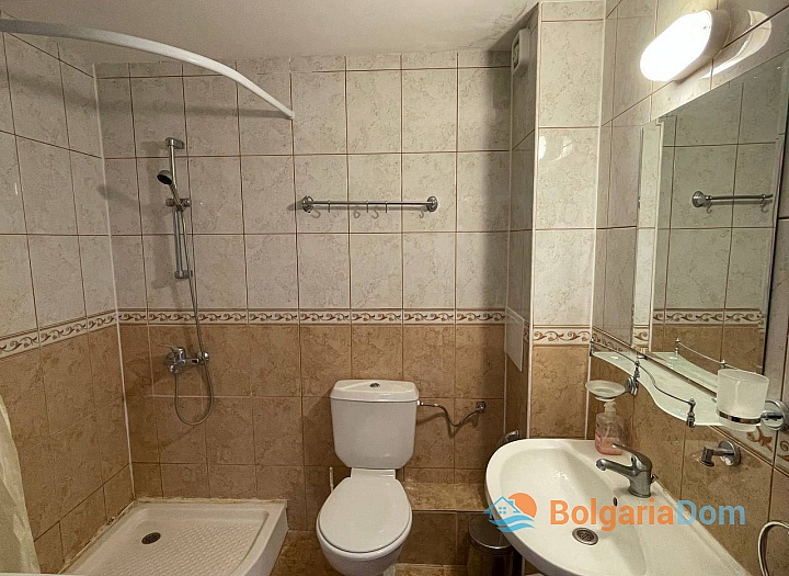 Excellent three-room apartment in the center of Sveti Vlas. Photo 15