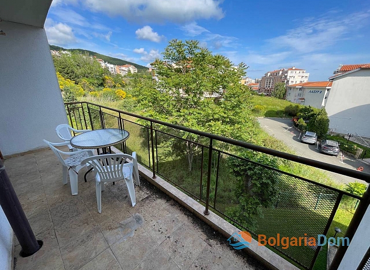 Excellent three-room apartment in the center of Sveti Vlas. Photo 10