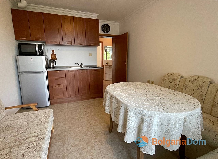 Excellent three-room apartment in the center of Sveti Vlas. Photo 9