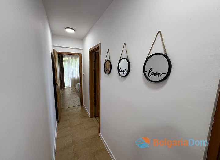 Dreizimmerwohnung im Komplex ohne Instandhaltungskosten. Foto 8