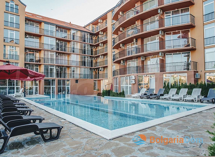 Симпатична квартира в комплексі з низькою таксою підтримки. Фото 4