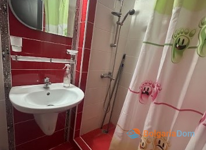 Geräumiges Studio im Zentrum von Sveti Vlas. Foto 8