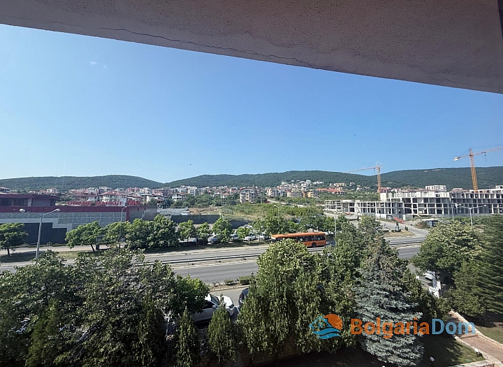 Spacious apartment with sea view in a large complex. Photo 19